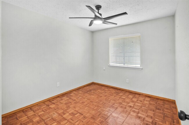 Building Photo - 16911 Jane Lynn Ln