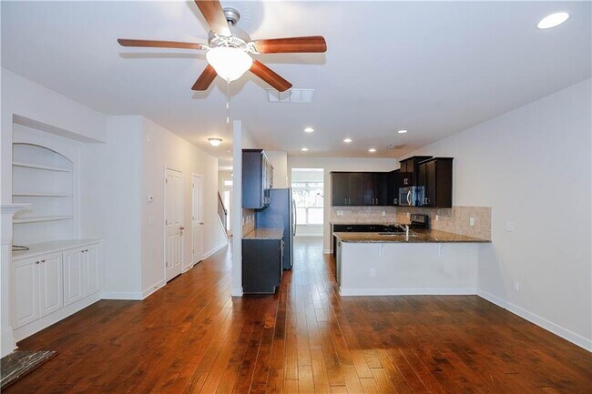 Building Photo - 314 Barbados Ln