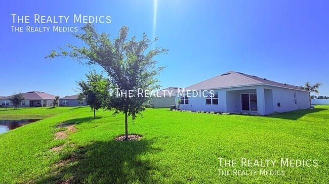 Building Photo - 3231 Silas Dr