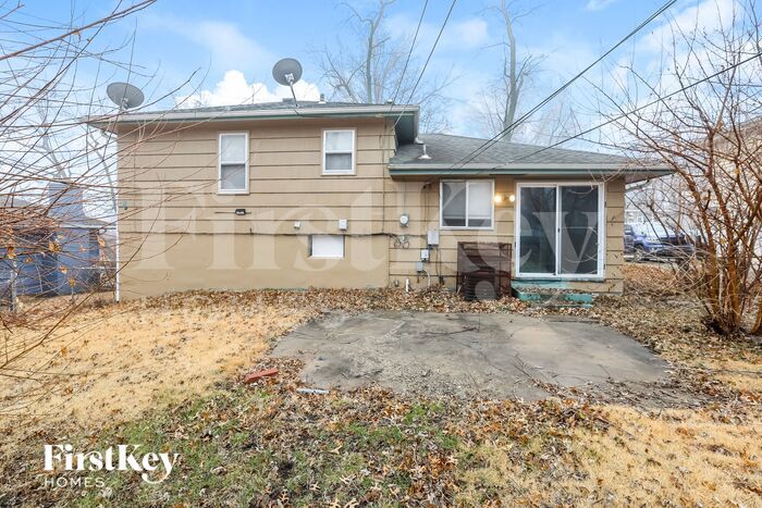Building Photo - 8008 E 93rd St