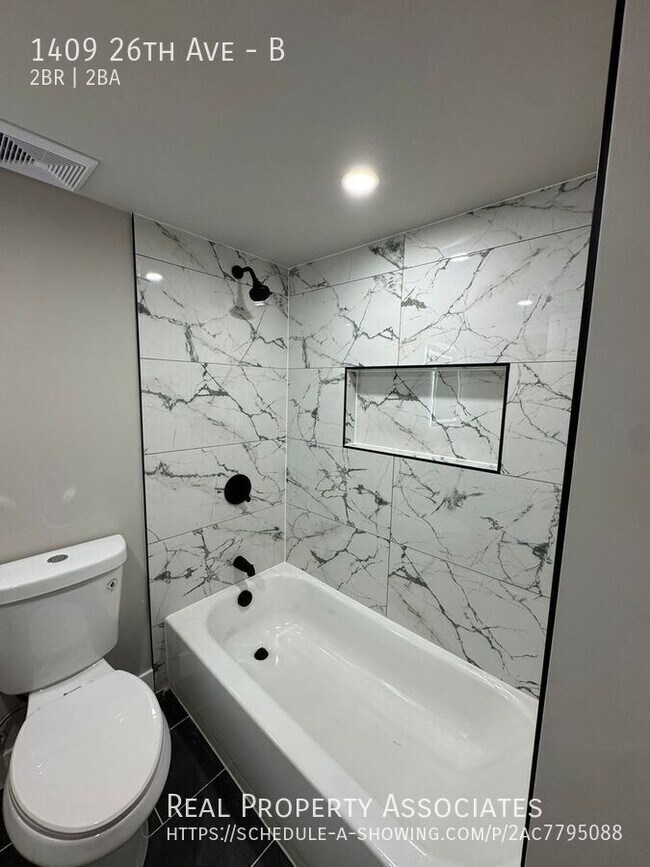 Building Photo - 1409 26th Ave