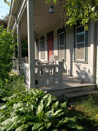 Building Photo - Single Family Home