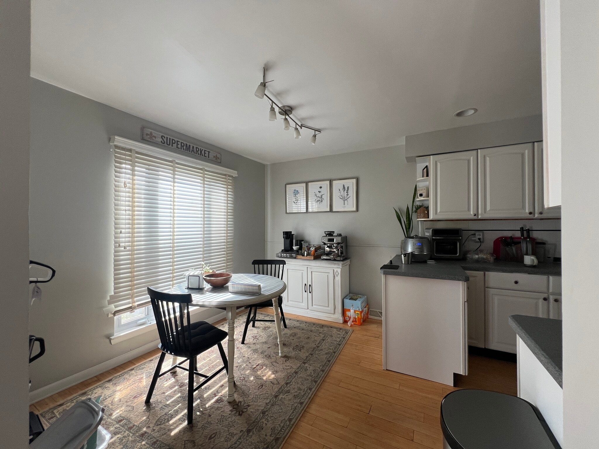 Building Photo - 919 Putnam Blvd