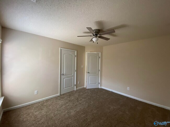 Building Photo - 117 Millside Ln NW