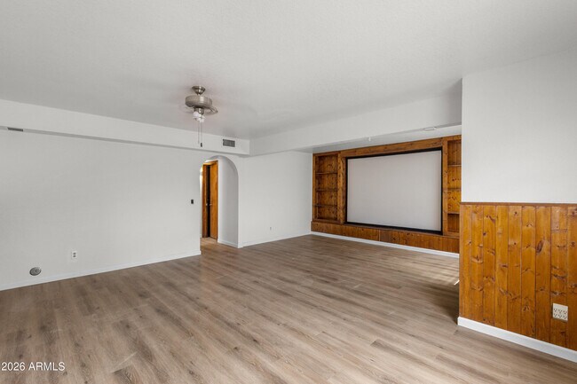 Building Photo - 1143 N Ironwood Ct