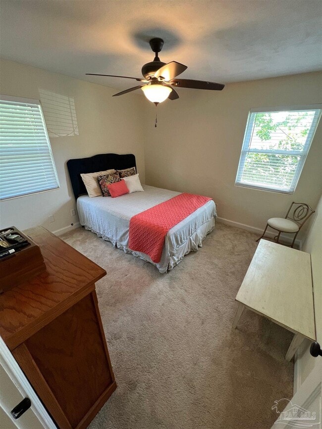 Building Photo - 320 Gamarra Rd