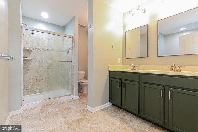 Building Photo - 5 Lani Ln