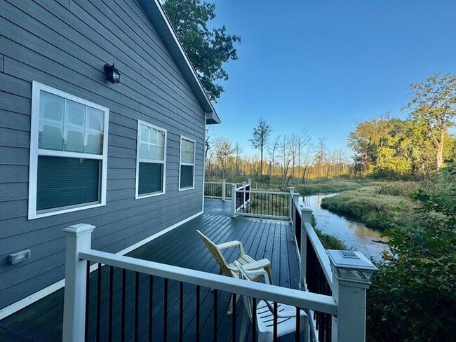 Building Photo - 3 bedroom home, Dowagiac Creek Waterfront,...