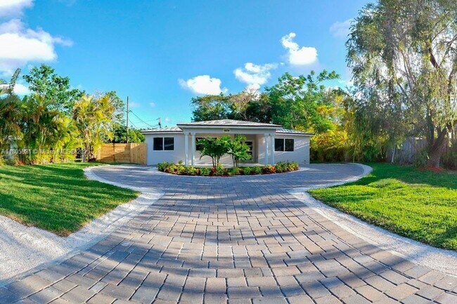 Primary Photo - 6634 SW 76th Terrace