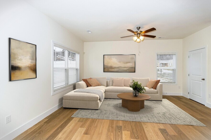 Building Photo - 2501 Island Creek Ln