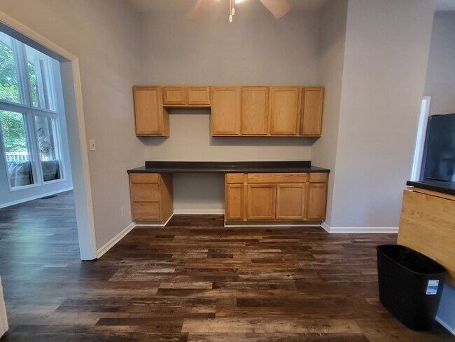 Building Photo - 3106 Point Clear Dr
