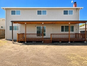 Building Photo - 137 Washington Dr