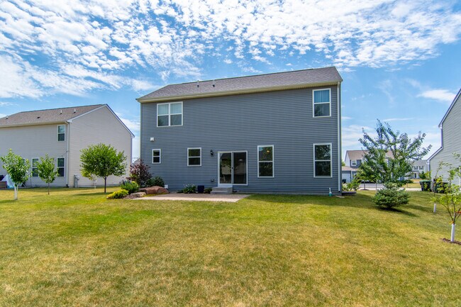 Building Photo - 26107 White Oak Trail