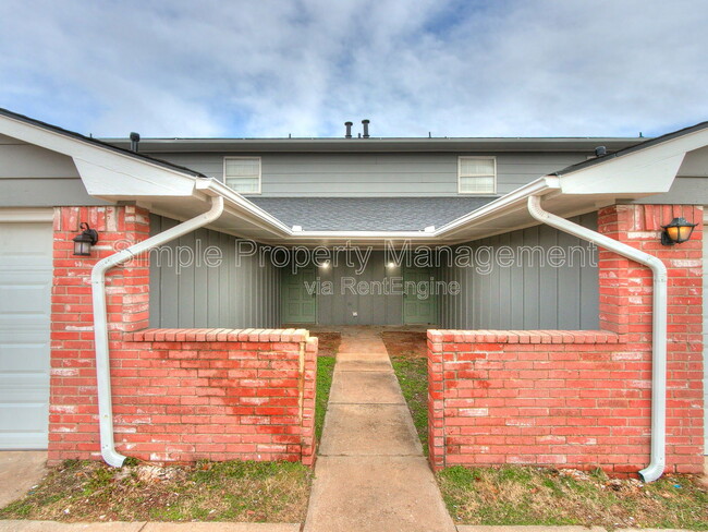 Building Photo - 8506 Candlewood Dr