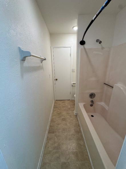 Building Photo - 9725 US-98