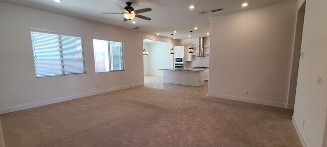 Building Photo - Next Gen Home with main house and guess unit in Spring lake Area