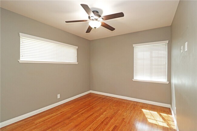 Building Photo - 412 Catalpa Ave