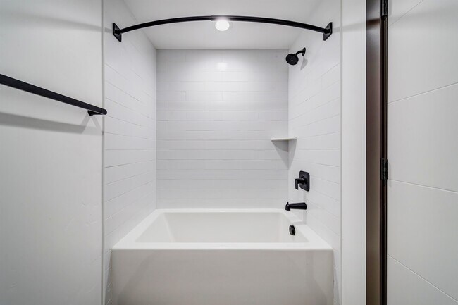 Building Photo - 2968 W Willow Bend