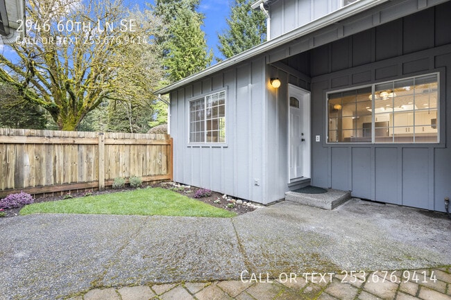 Building Photo - 2946 60th Ln SE