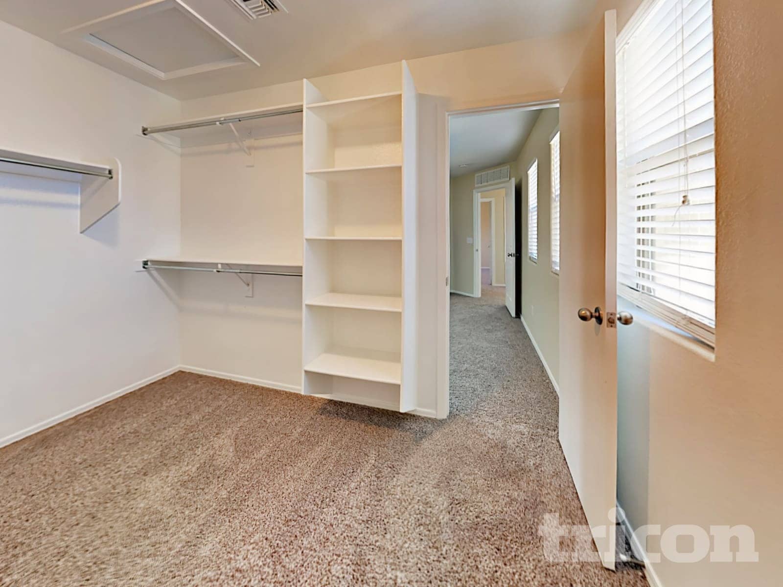 Building Photo - 8505 N 64th Ln