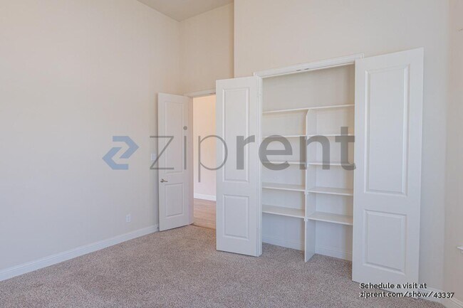 Building Photo - 232 Whitewing Ln