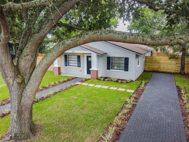 Building Photo - "Historic Seminole Heights 3-Bed, 2-Bath H...