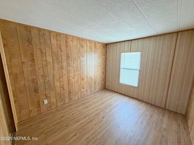 Building Photo - 7633 Plumwood Dr