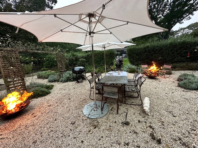 Building Photo - 195 Kings Point Rd