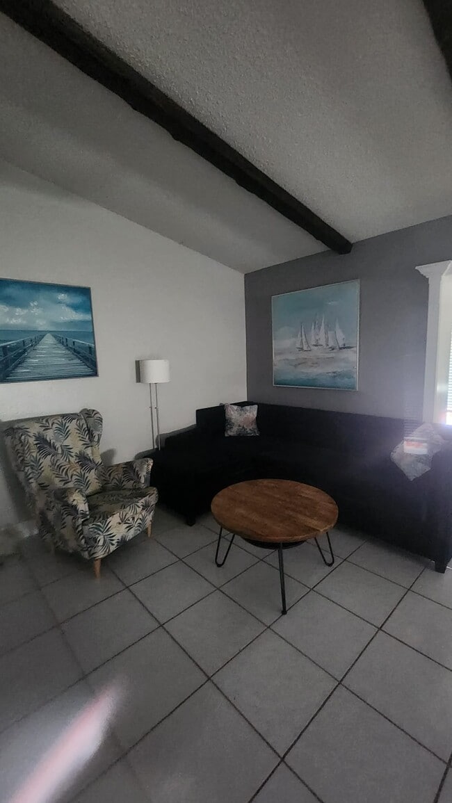 Building Photo - 2905 Autumnwood Trail