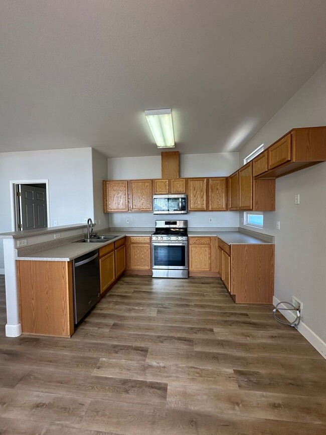 Building Photo - 508 Vail Dr
