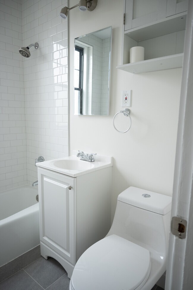 Bathroom - 374 Chestnut Hill Ave