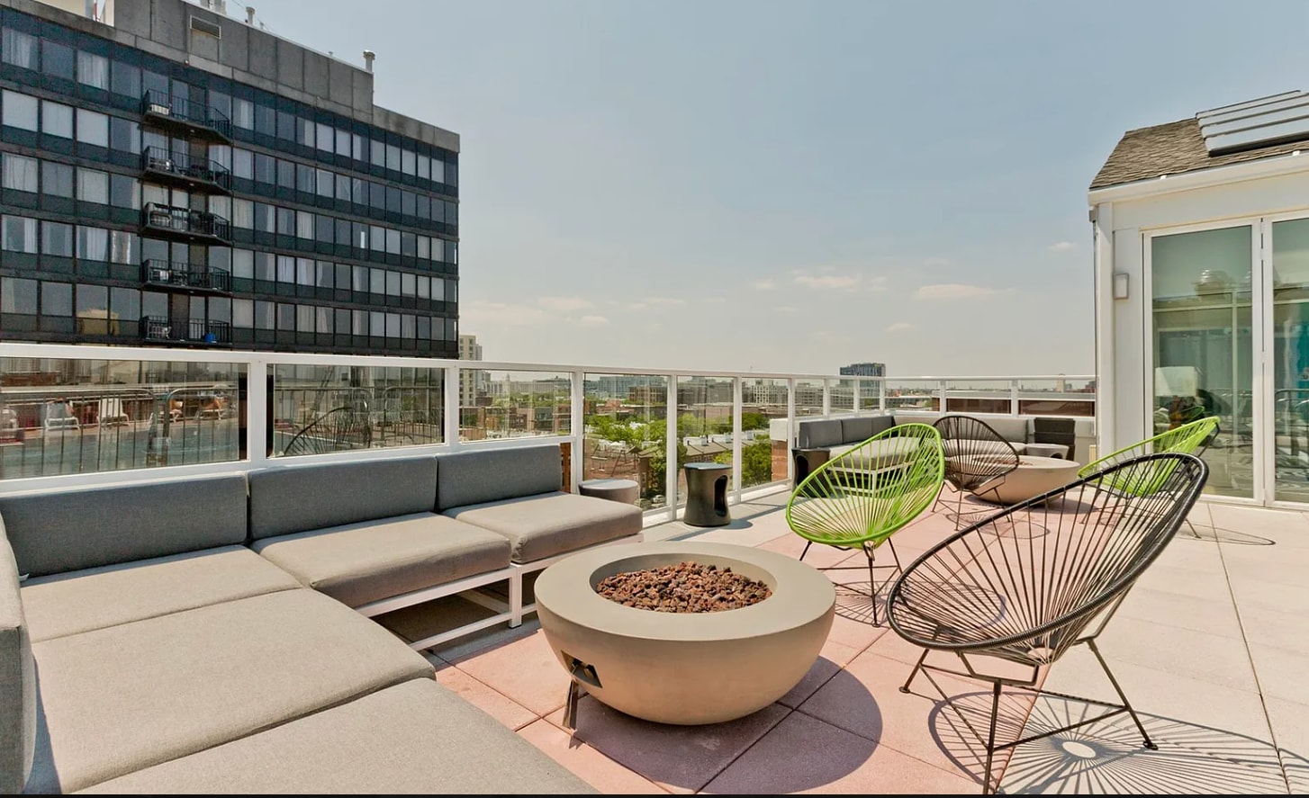 Building Photo - 1429 N Wells St