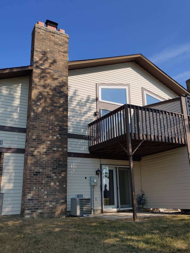 Building Photo - 15757 Griffon Path