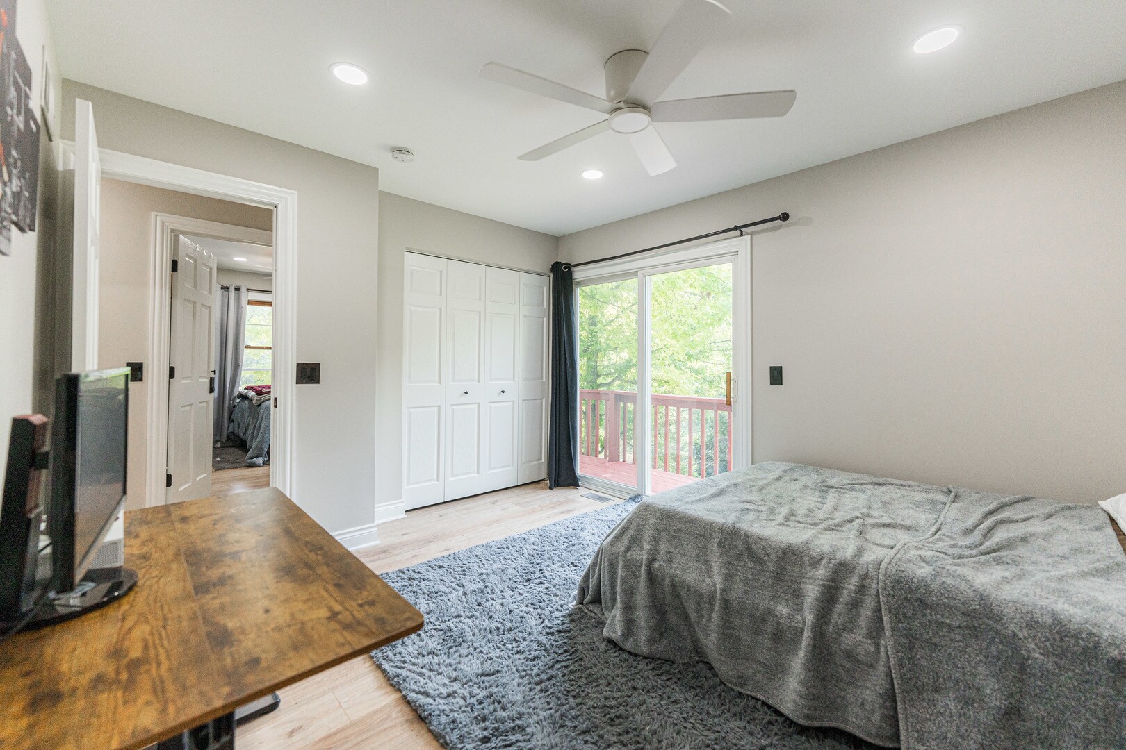 Building Photo - 1012 W Dale Ave