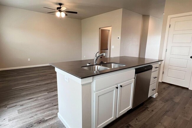 Building Photo - 7713 Owen Ln