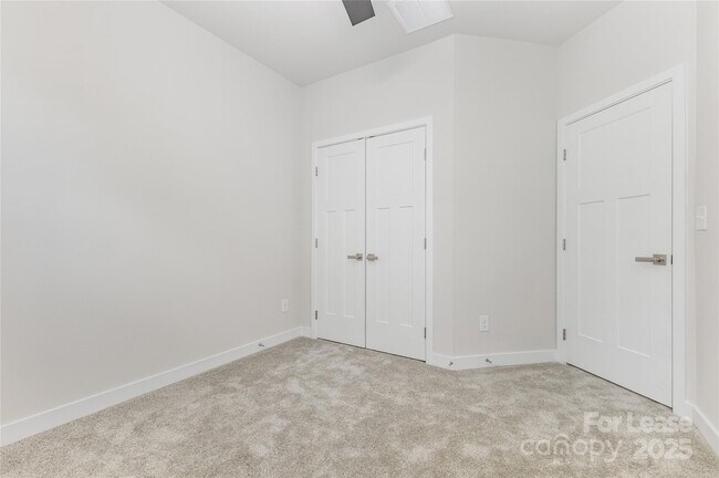 Building Photo - 306 New Gallant Dr