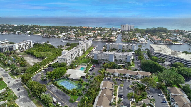 Building Photo - 1 Harbourside Dr