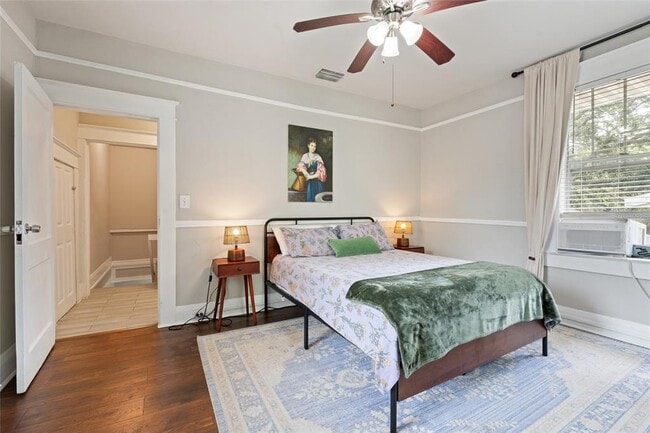 Building Photo - 905 E 22nd Ave.