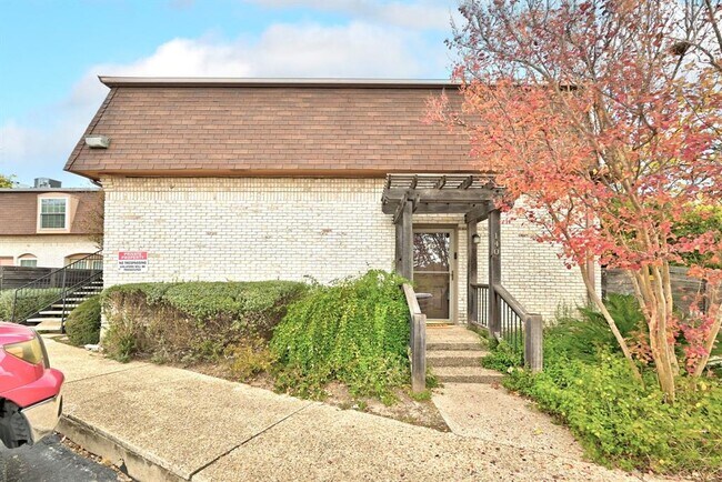 Building Photo - 7801 Shoal Creek Blvd