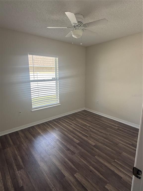 Building Photo - 36 Firethorn Ln