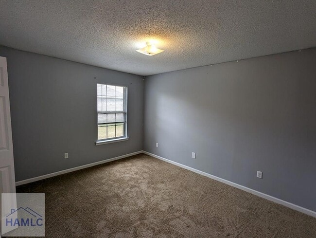 Building Photo - 215 Bridgemont Way