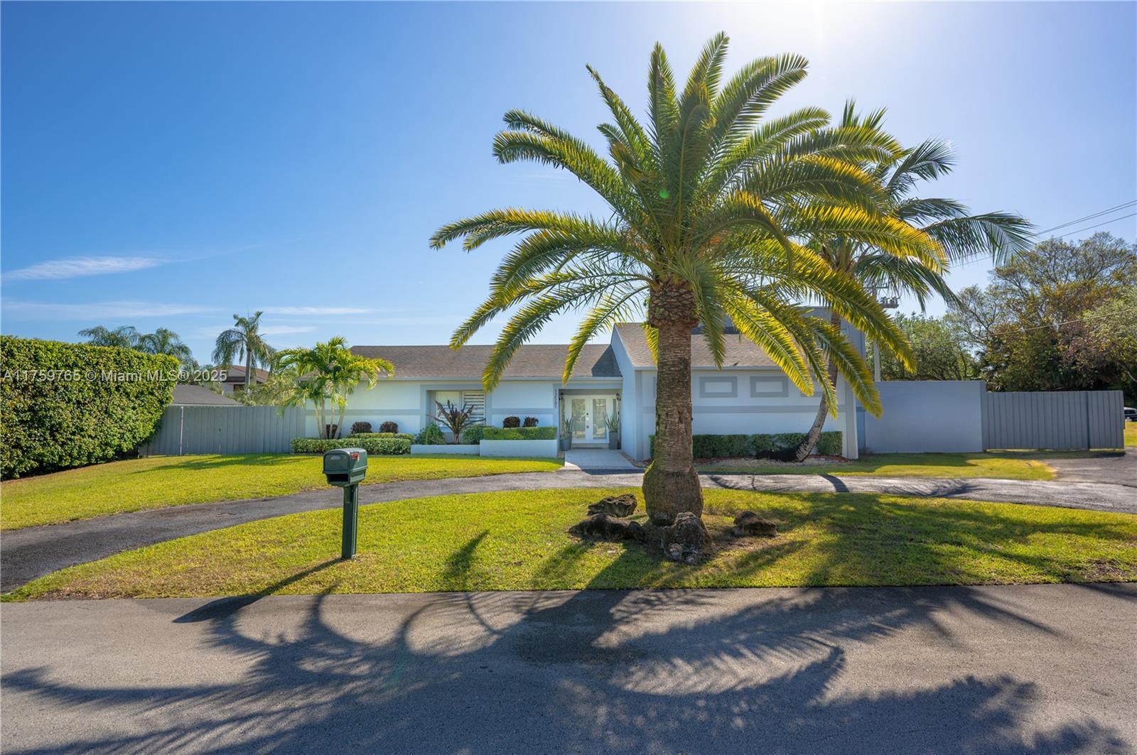Building Photo - 13561 SW 98th Pl