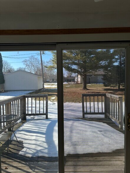 Building Photo - 1343 Sunray Ln