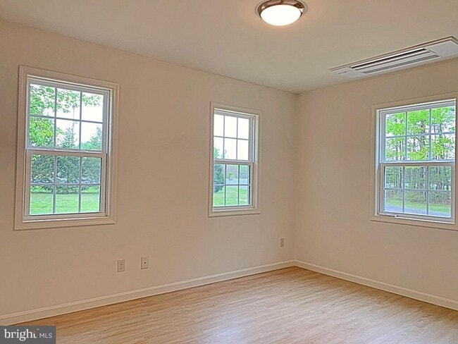 Building Photo - 22129 Indian Bridge Rd