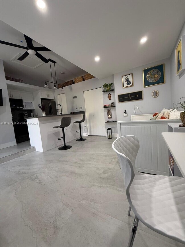 Building Photo - 15241 SW 161 Terrace