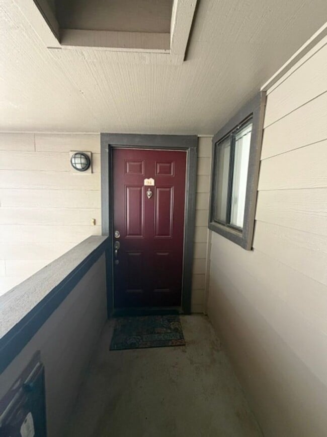 Building Photo - 3715 Tallyho Dr