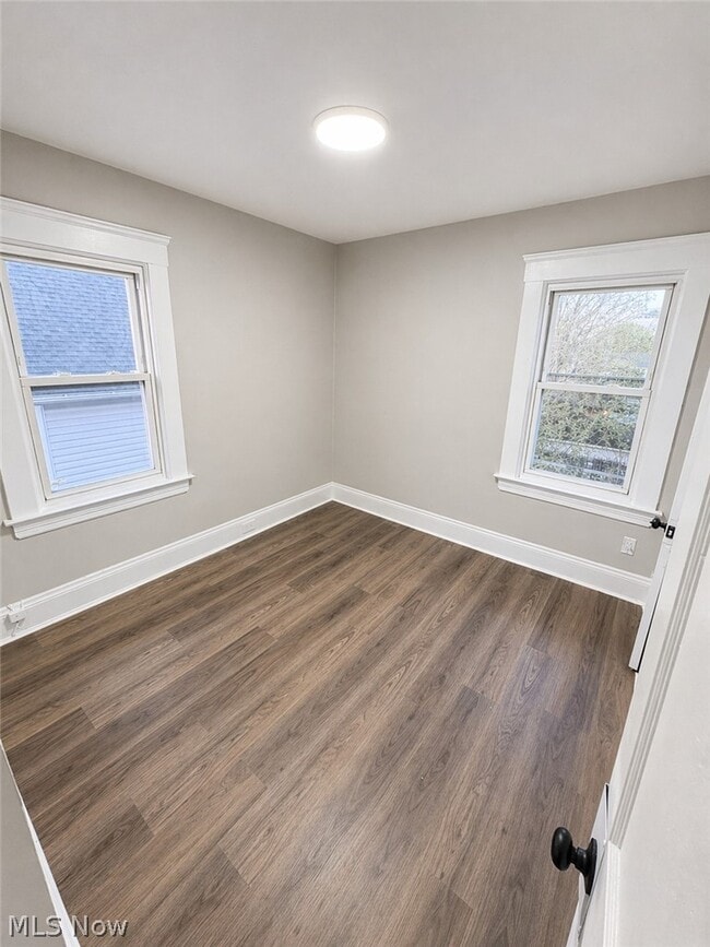 Building Photo - 4267 W 21st St