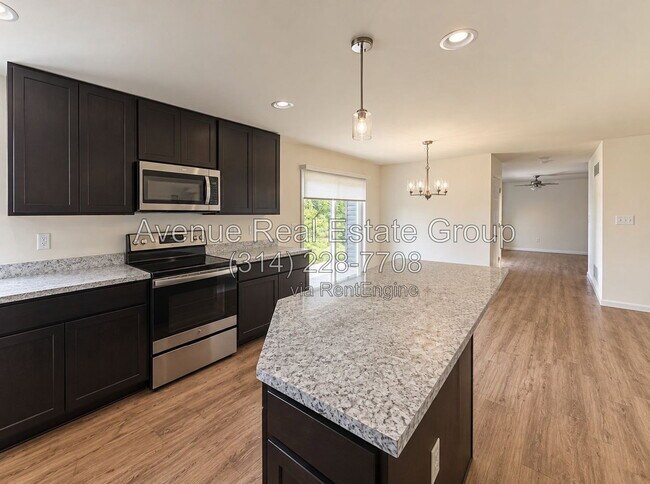 Building Photo - 182 Prairie Wind Dr