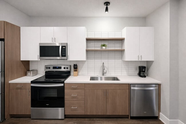 Building Photo - 4802 Capitol Ave