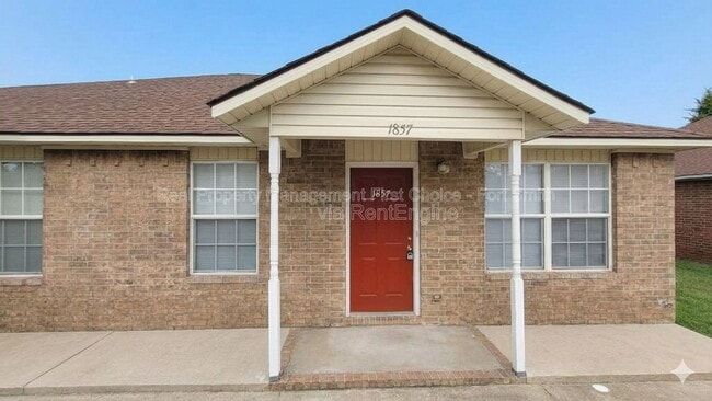 Building Photo - 1857 Brazil Ave